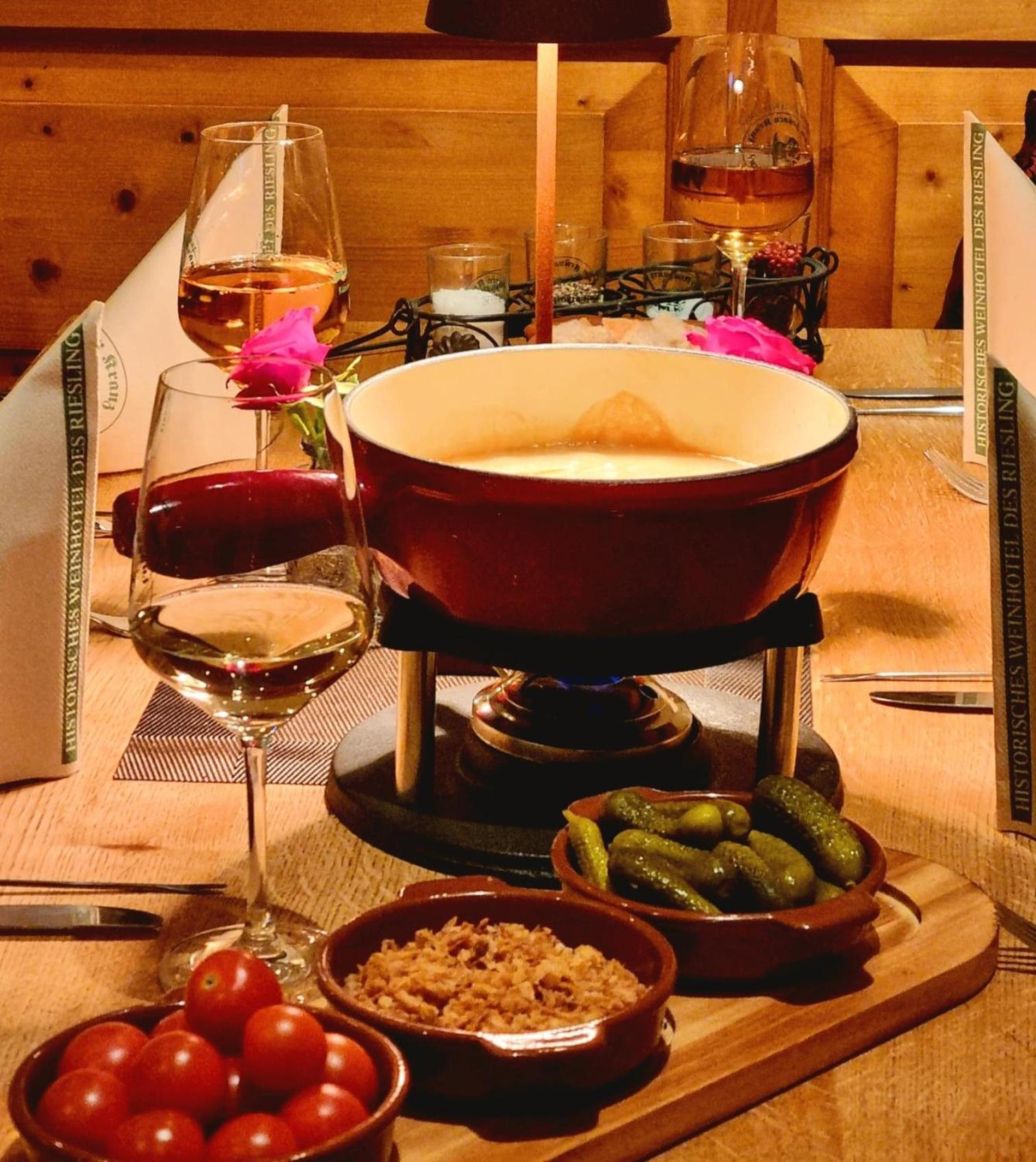 Weinhotel Des Riesling Zum Gruenen Kranz Рюдесгайм-ам-Райн Екстер'єр фото